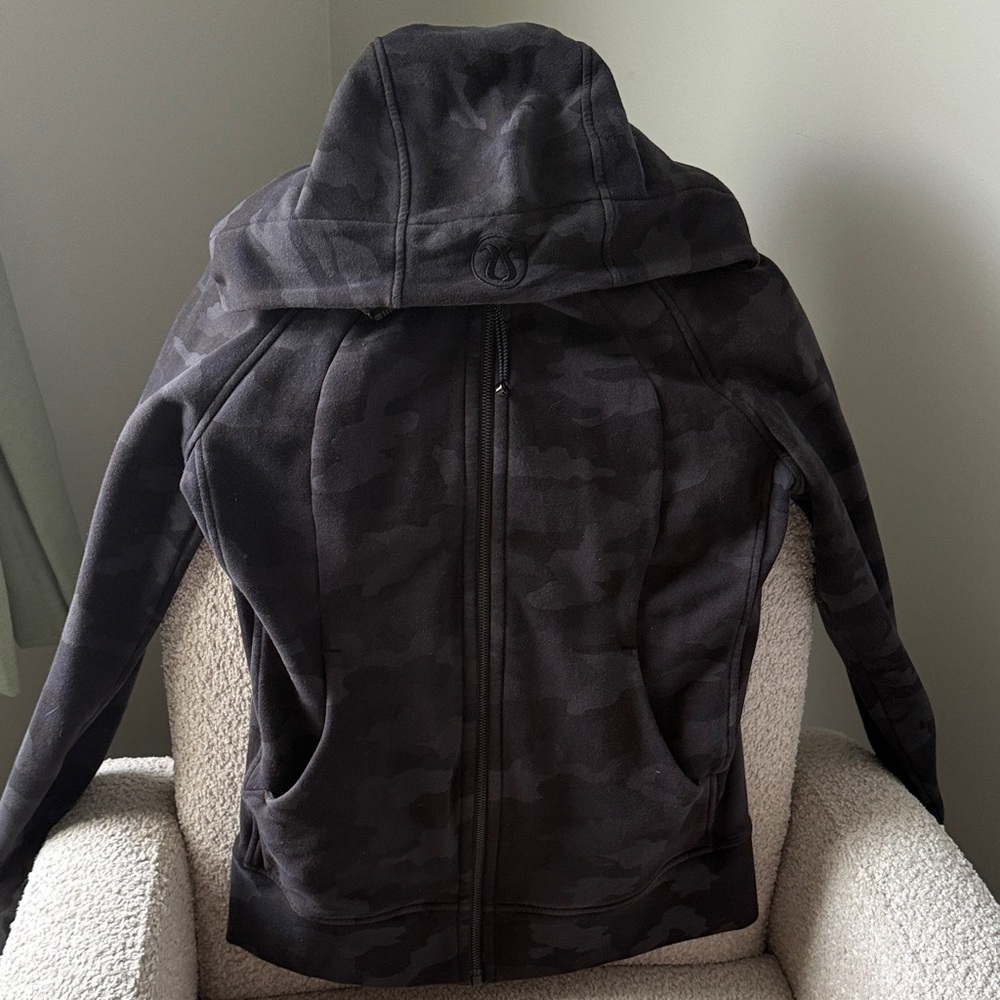 Lululemon Camouflage Zip Up